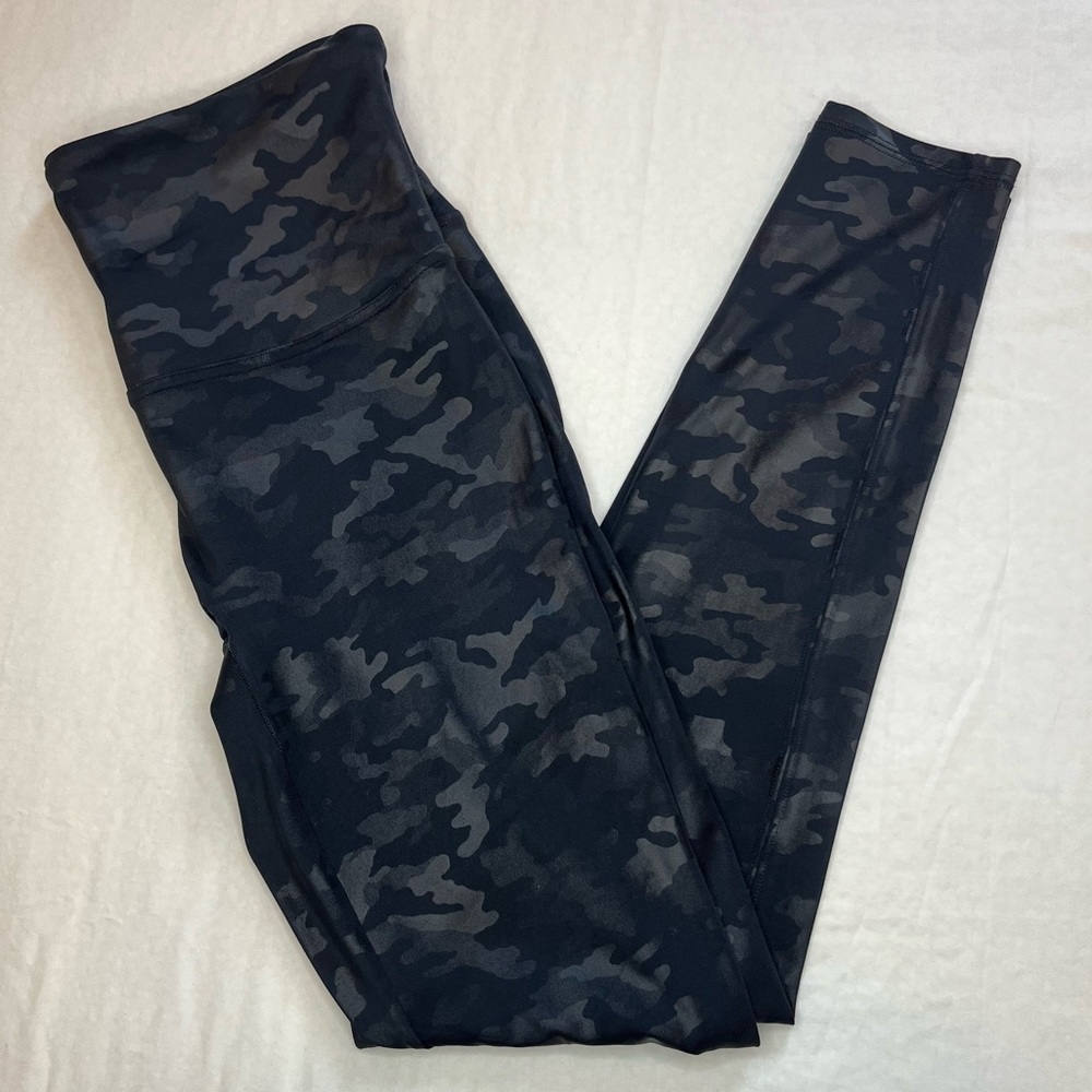 Spanx XL Tall Black Metallic Camo Faux Leather Leggings